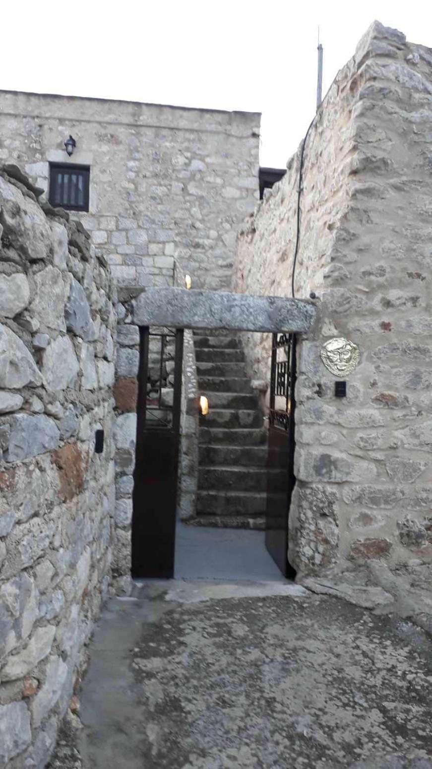 Πέτρινο Σπίτι-Stone House Villa Koita Luaran gambar